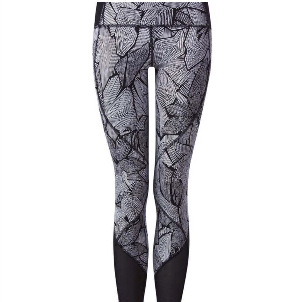 Lululemon goal crusher 7/8 tight, Dottie tribe 6
